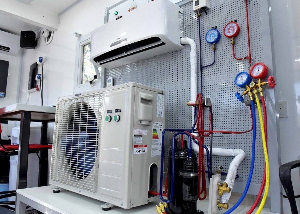 HVAC gas electric hybrid systems energy source